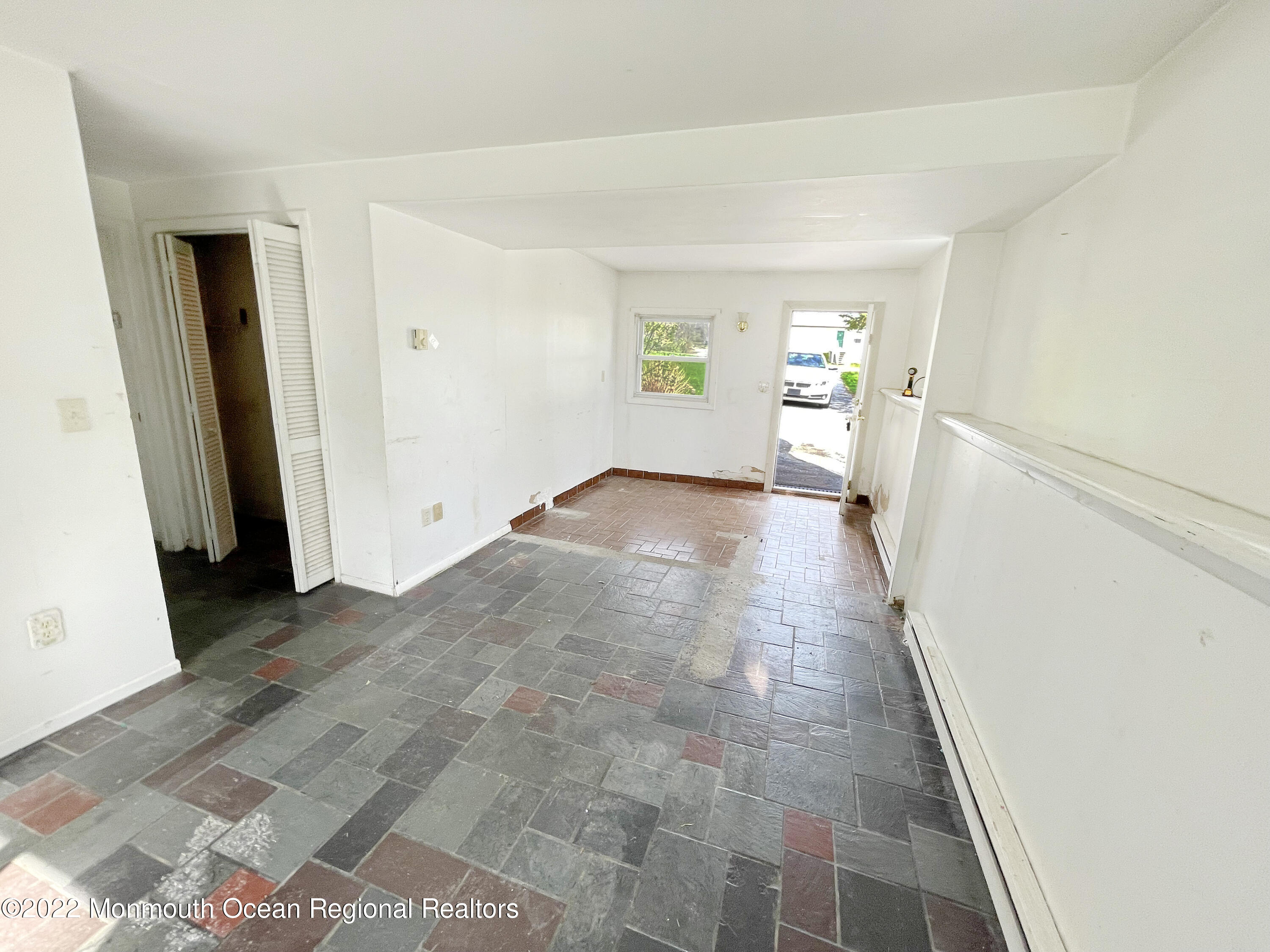 41 Old Clove Road Wantage, NJ 07461 - Photo 5 of 10 9eeed8c01426e9002f98a2d8f5d6c33d2059a5ab