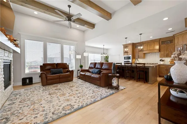 $749,900 | 1433 Woodland Road, Greenwood, MO 64034