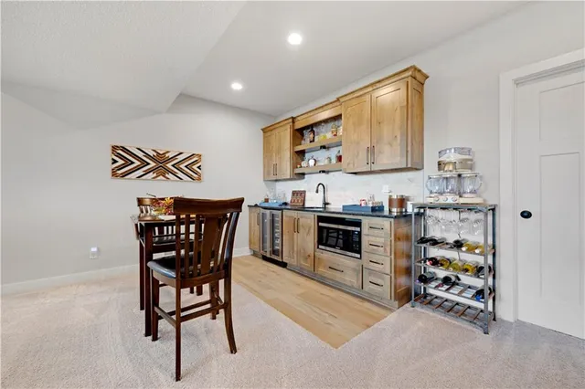 $749,900 | 1433 Woodland Road, Greenwood, MO 64034