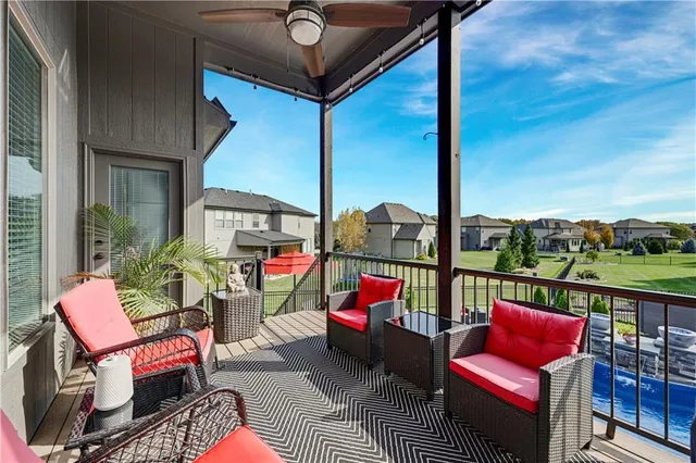 $749,900 | 1433 Woodland Road, Greenwood, MO 64034