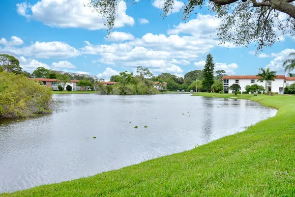 $1,600 | 1225 Northwest 21st Street, Unit 3105, Stuart, FL 34994
