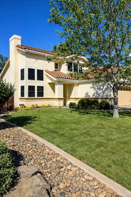 877 Bateman Way Galt, CA 95632 - Photo 3 of 28