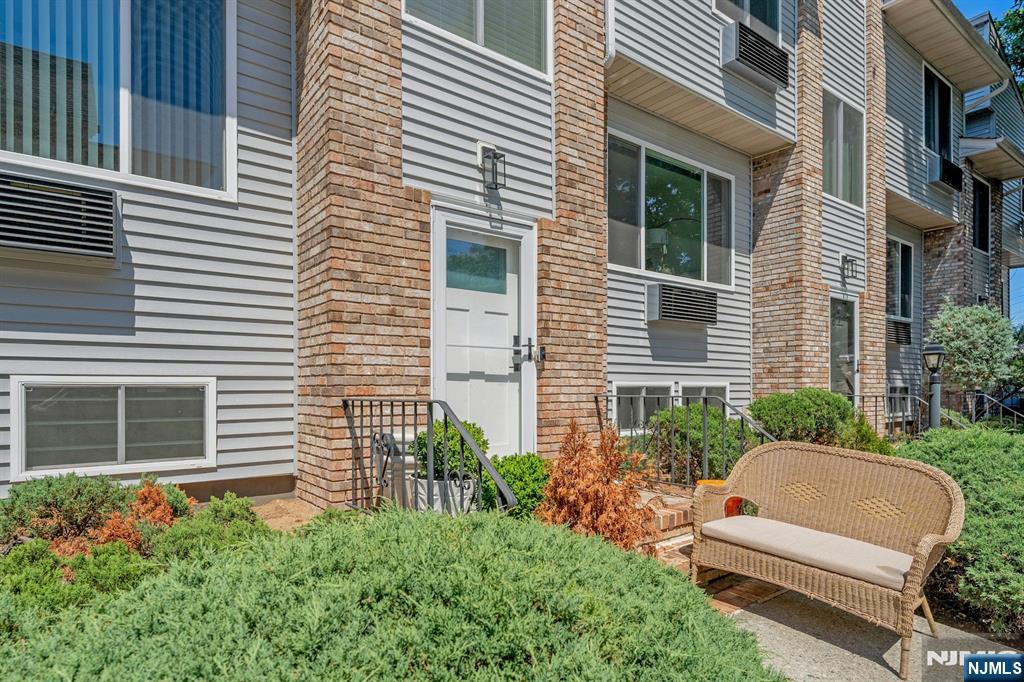 228 Johnson Avenue, Unit 5 Hackensack, NJ 07601 - Photo 14 of 15