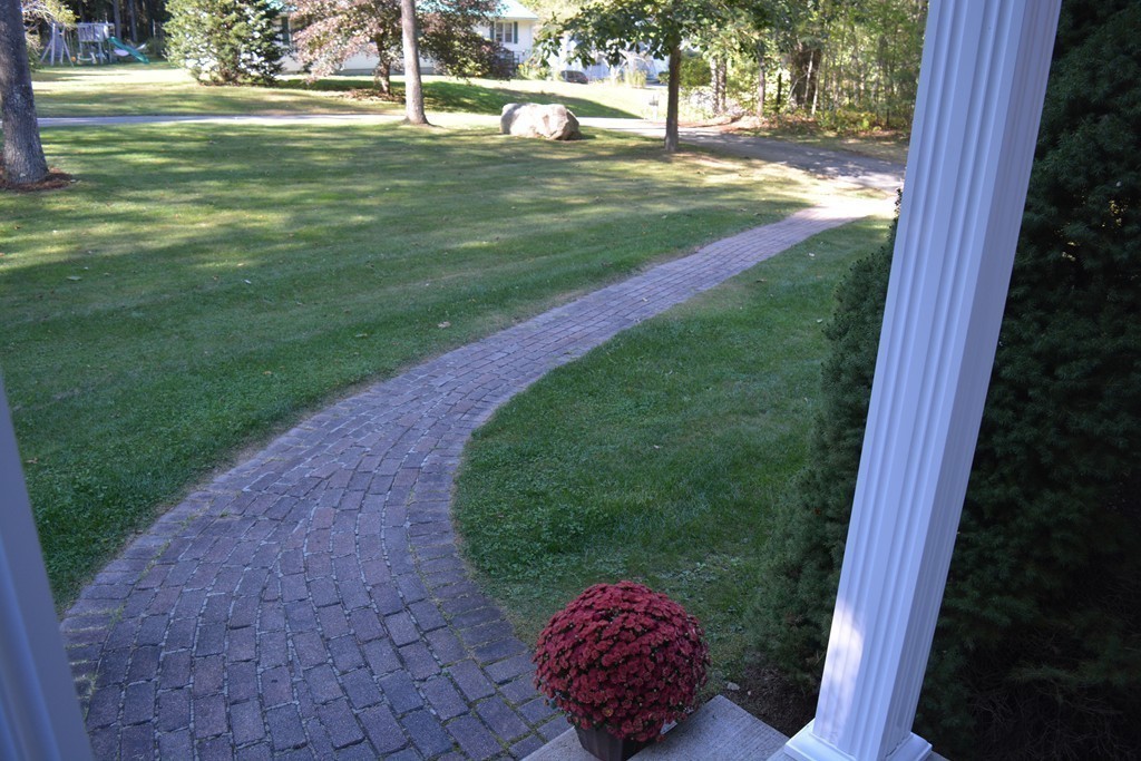 352 Town Farm Road Barre, MA 01005 - Photo 7 of 30
