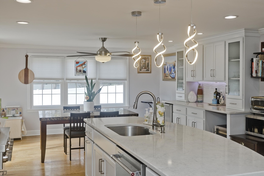 68 Hazardville Road Longmeadow, MA 01106 - Photo 13 of 39