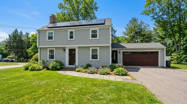 $499,999 | 68 Hazardville Road, Longmeadow, MA 01106