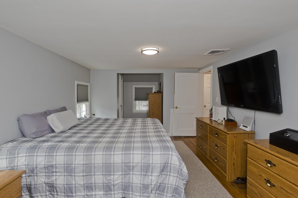 68 Hazardville Road Longmeadow, MA 01106 - Photo 26 of 39