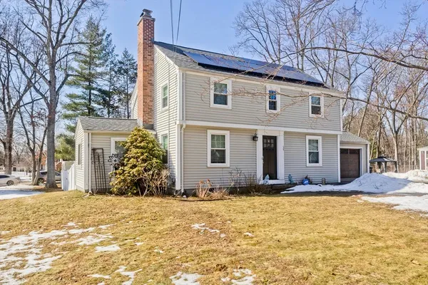 $499,999 | 68 Hazardville Road, Longmeadow, MA 01106
