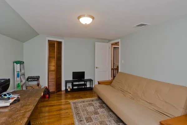 $499,999 | 68 Hazardville Road, Longmeadow, MA 01106