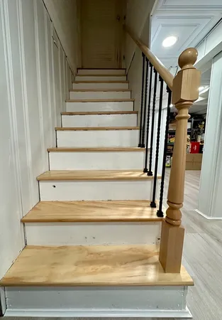 $499,999 | 68 Hazardville Road, Longmeadow, MA 01106