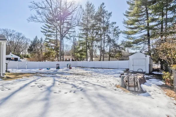 $499,999 | 68 Hazardville Road, Longmeadow, MA 01106