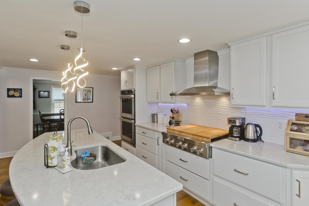 68 Hazardville Road Longmeadow, MA 01106 - Photo 6 of 39