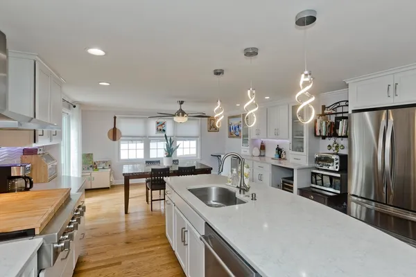 $499,999 | 68 Hazardville Road, Longmeadow, MA 01106