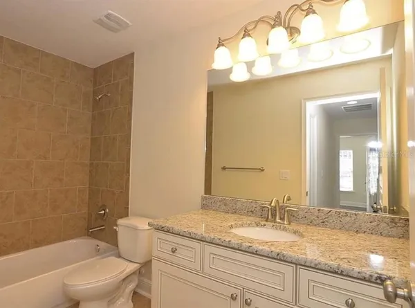 $2,750 | 2822 East Jefferson Street, Orlando, FL 32803