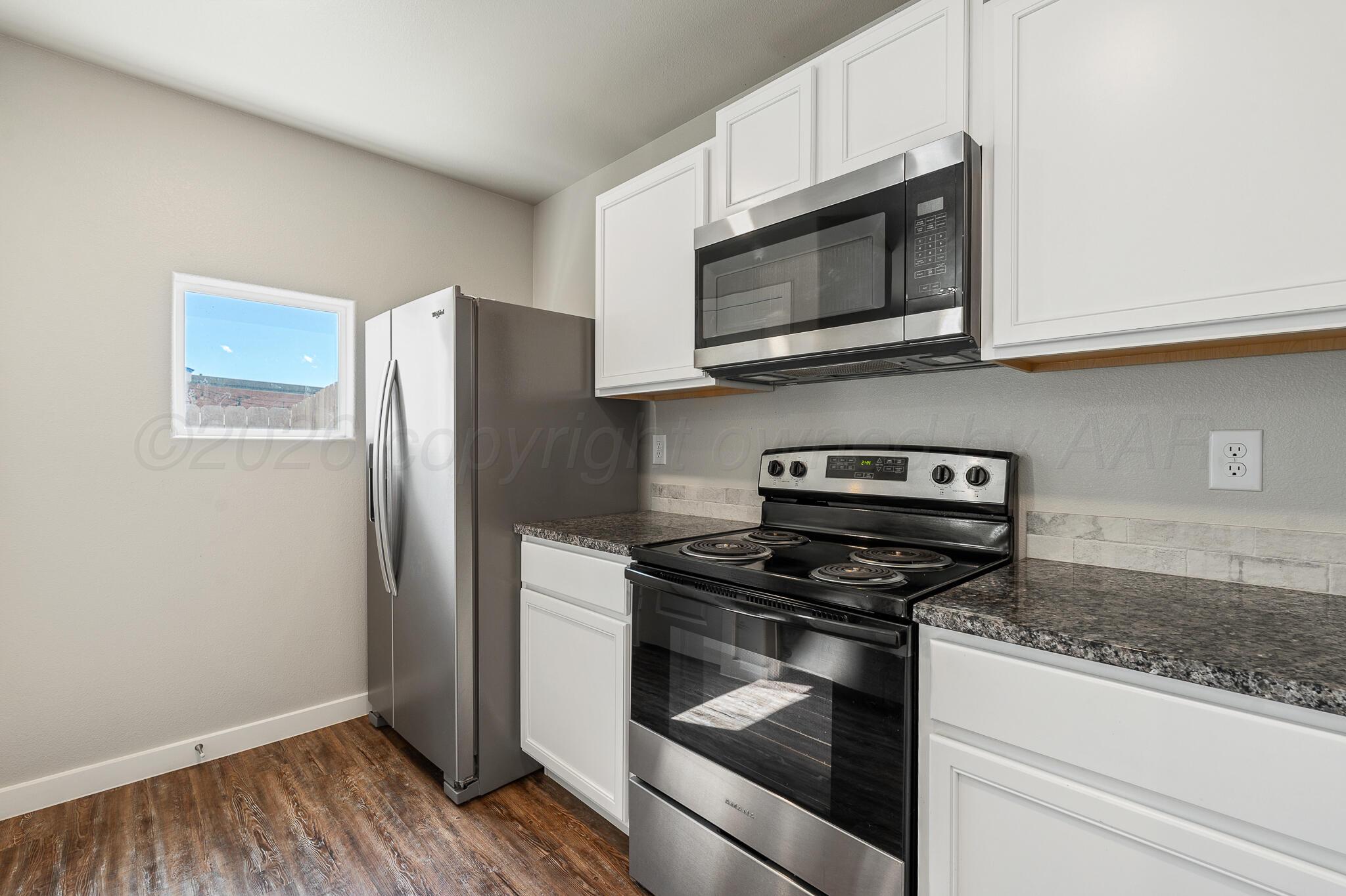 5000 Locker Street Amarillo, TX 79118 - Photo 18 of 22 KITCHEN