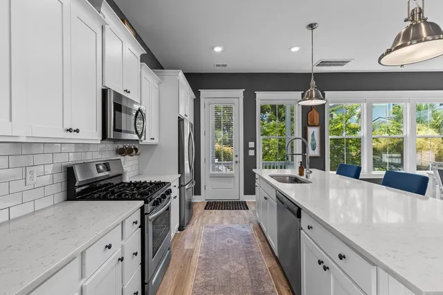 $739,000 | 775 Forrest Drive, Charleston, SC 29492