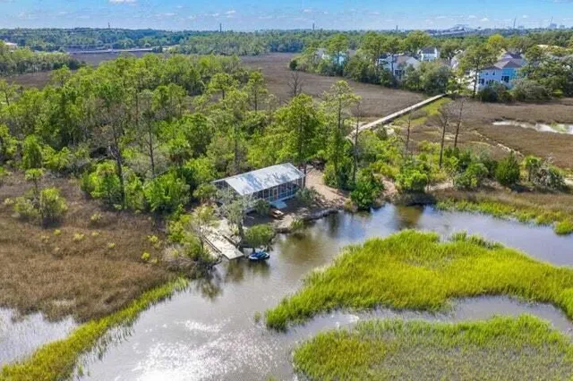 $739,000 | 775 Forrest Drive, Charleston, SC 29492