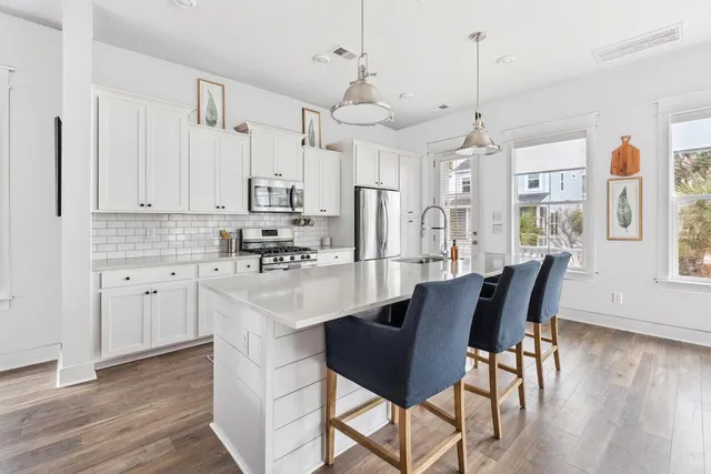 $739,000 | 775 Forrest Drive, Charleston, SC 29492