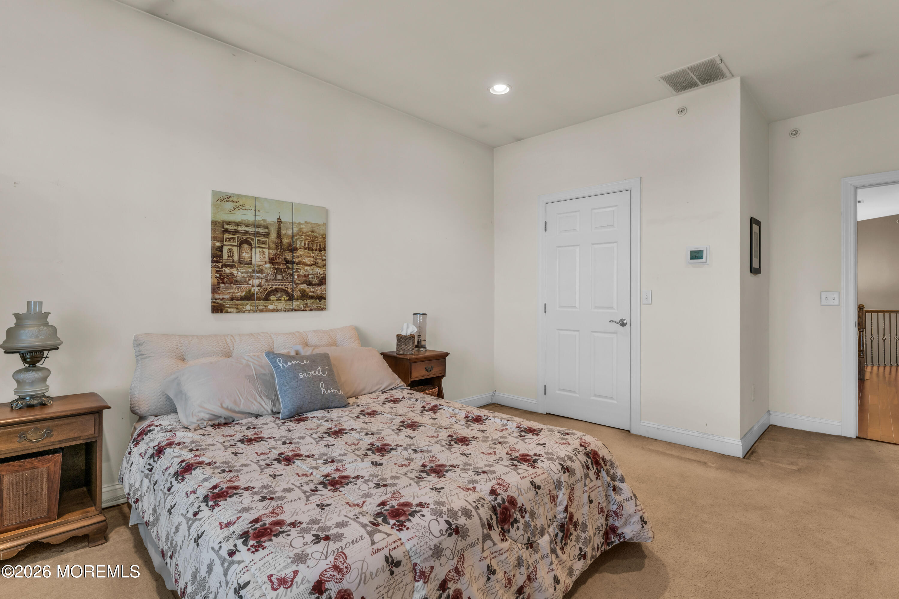 204 April Way Middletown, NJ 07748 - Photo 13 of 38 photos_high_resolution_HOM00790