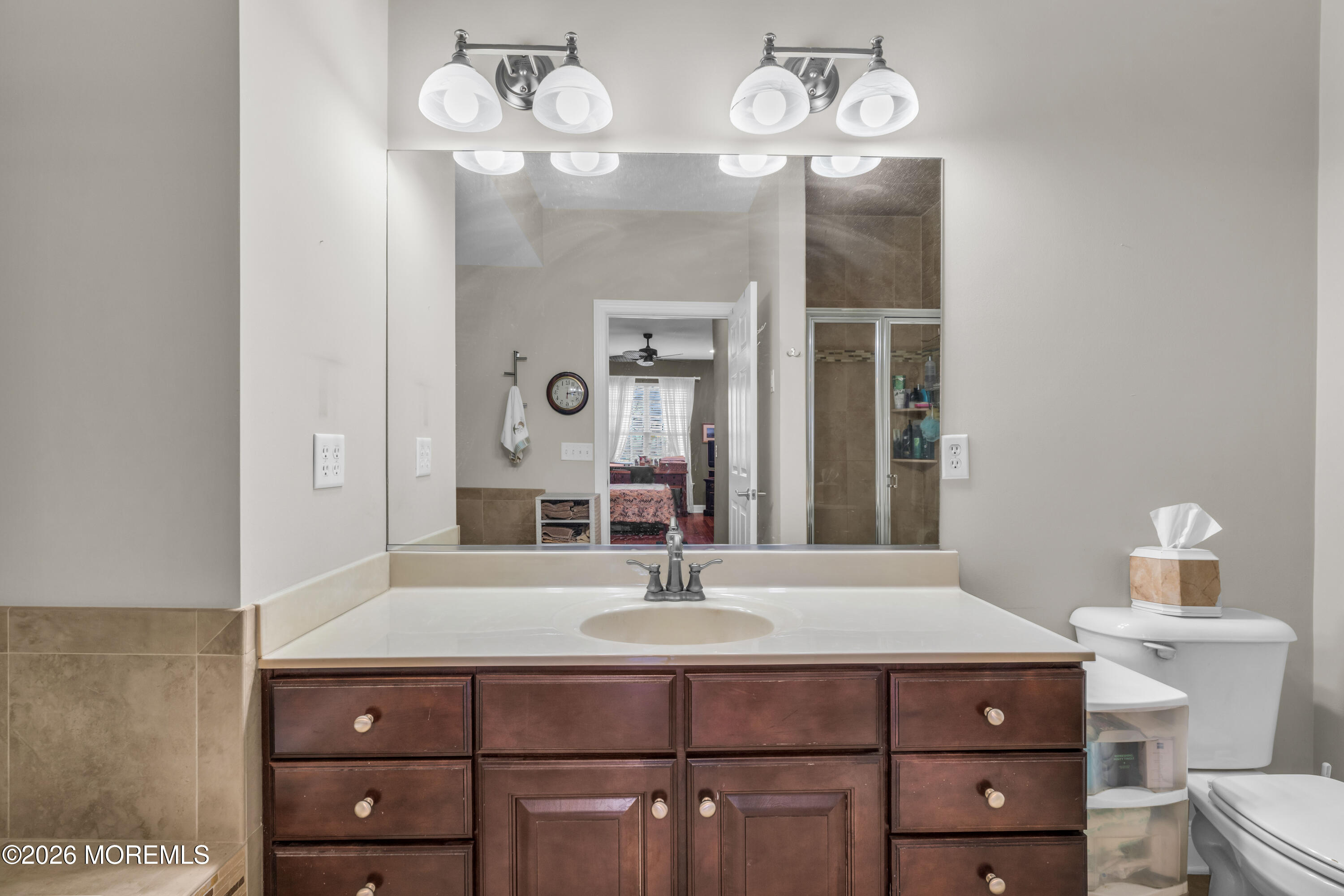 204 April Way Middletown, NJ 07748 - Photo 21 of 38 photos_high_resolution_HOM00720