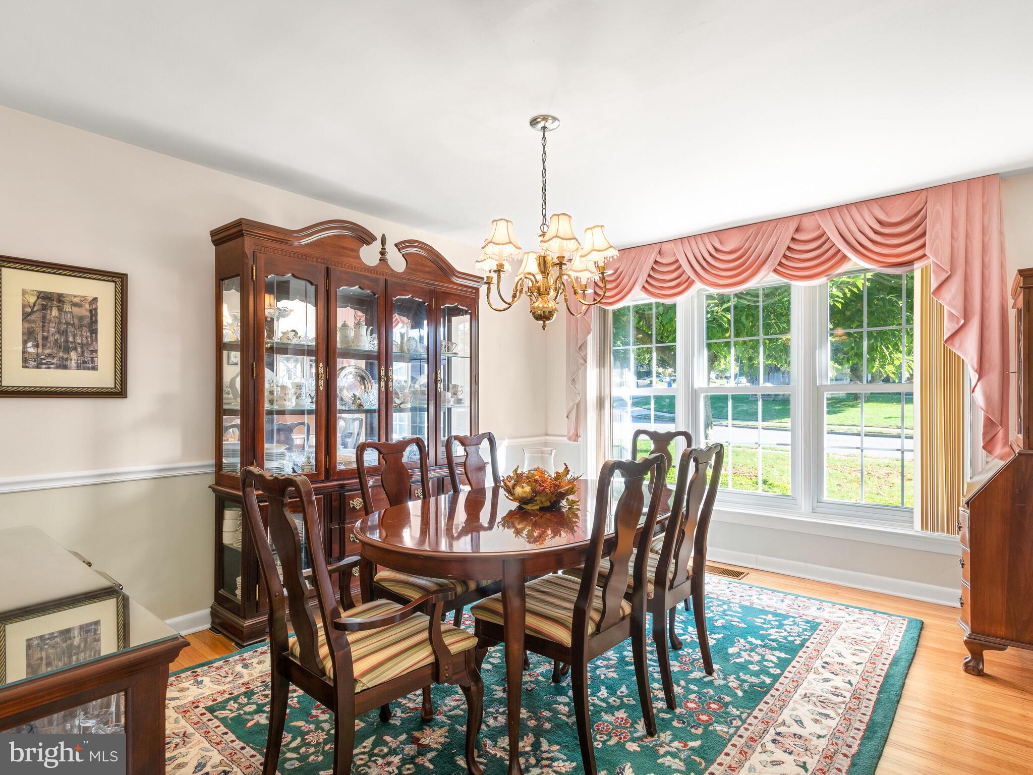 2242 Cambridge Road Broomall, PA 19008 - Photo 4 of 20 Dining Room