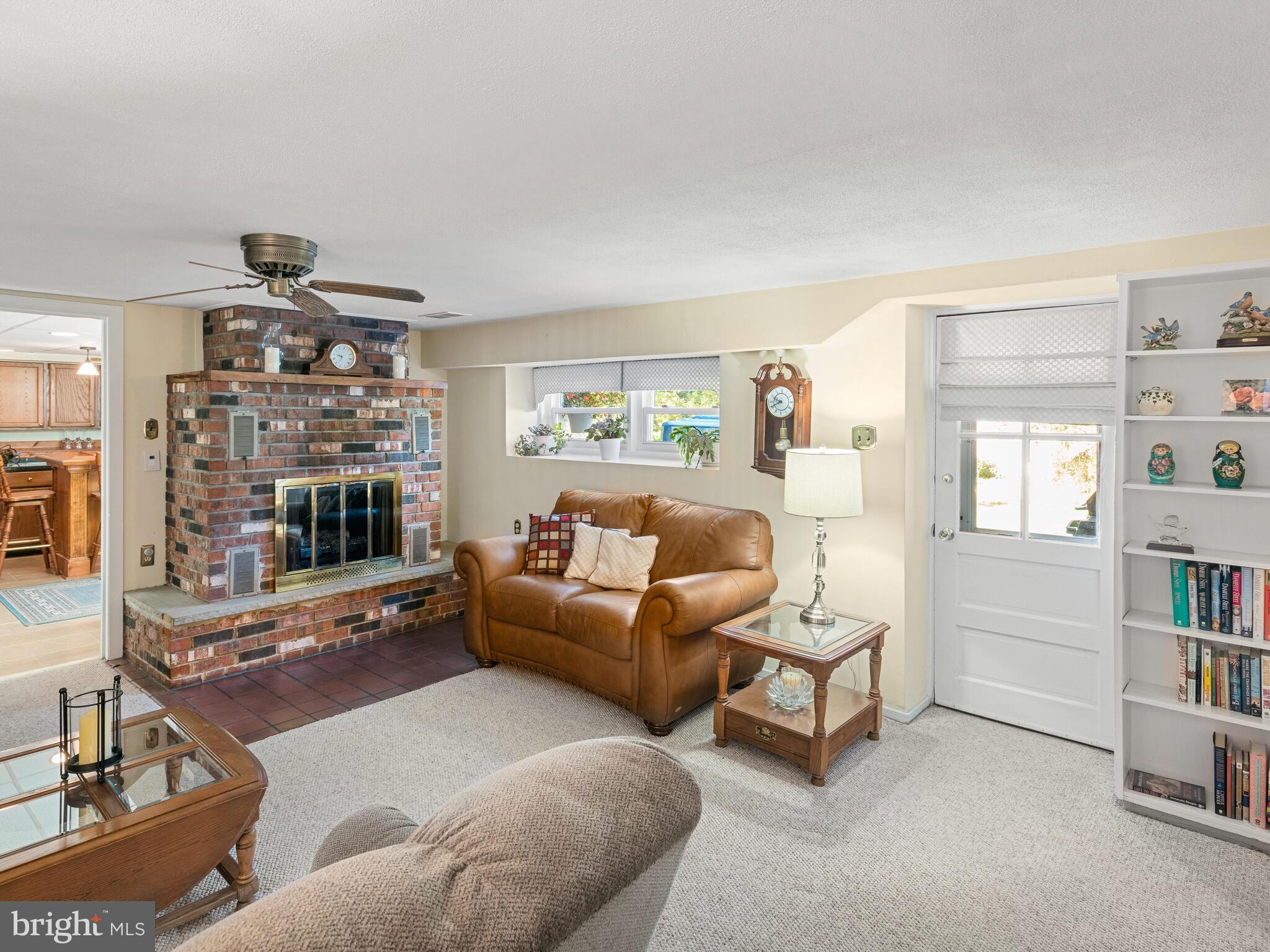 2242 Cambridge Road Broomall, PA 19008 - Photo 10 of 20 Family Room