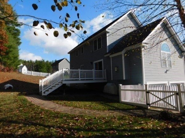 10 Mountain Laurel Road Ayer, MA 01432 - Photo 39 of 41 Gallery Image 39