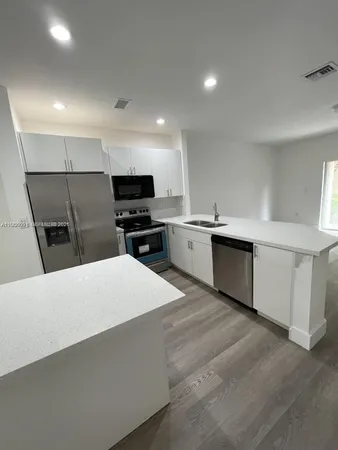 $3,200 | 5725 Northwest 114th Path, Unit 106, Doral, FL 33178