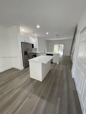 $3,200 | 5725 Northwest 114th Path, Unit 106, Doral, FL 33178