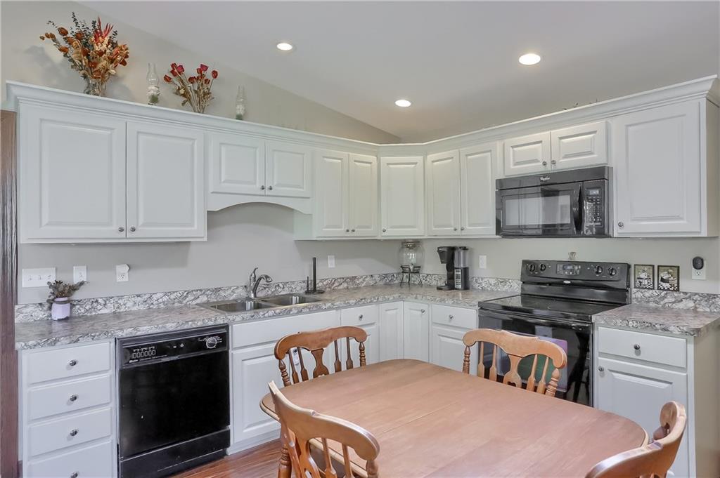 2624 Eastbrook Volant Road New Castle, PA 16105 - Photo 16 of 21 Gallery Image 16