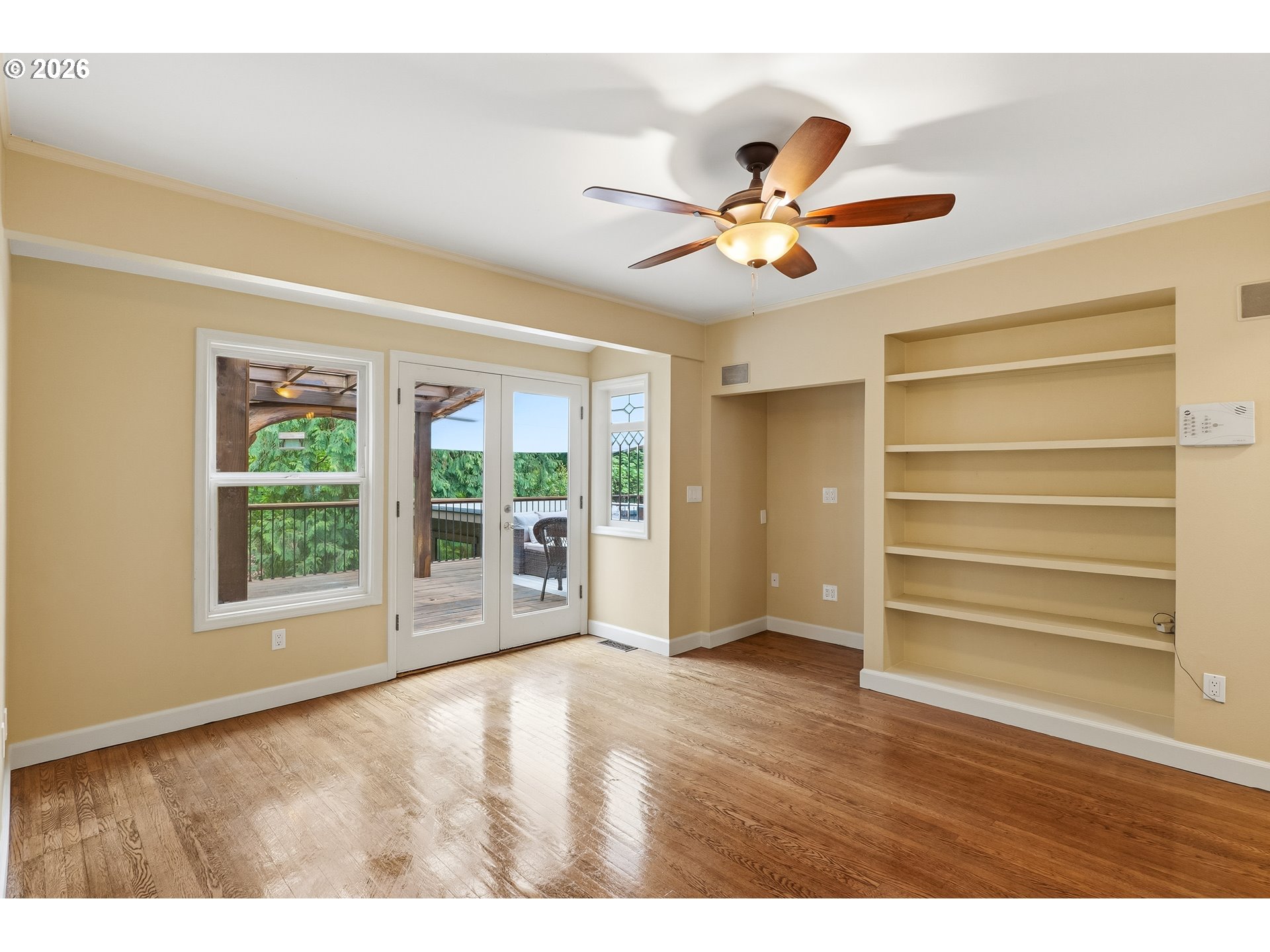 6164 Southwest Capitol Highway Portland, OR 97239 - Photo 15 of 48 Den/Office