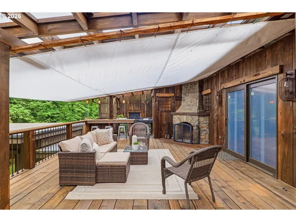 $1,250,000 | 6164 Southwest Capitol Highway, Portland, OR 97239