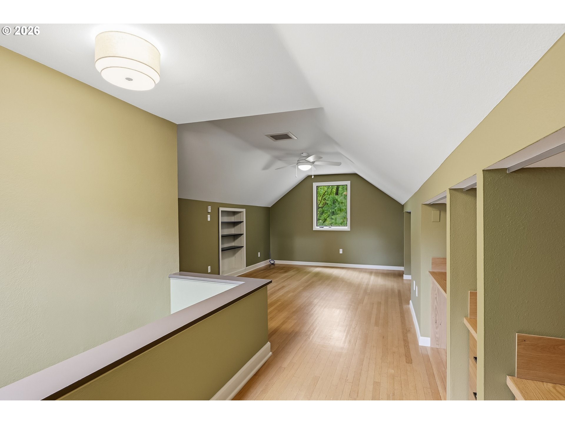6164 Southwest Capitol Highway Portland, OR 97239 - Photo 23 of 48 Bedroom