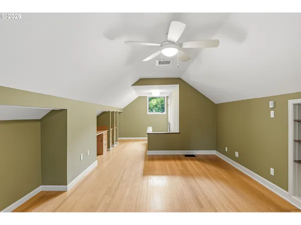 $1,250,000 | 6164 Southwest Capitol Highway, Portland, OR 97239