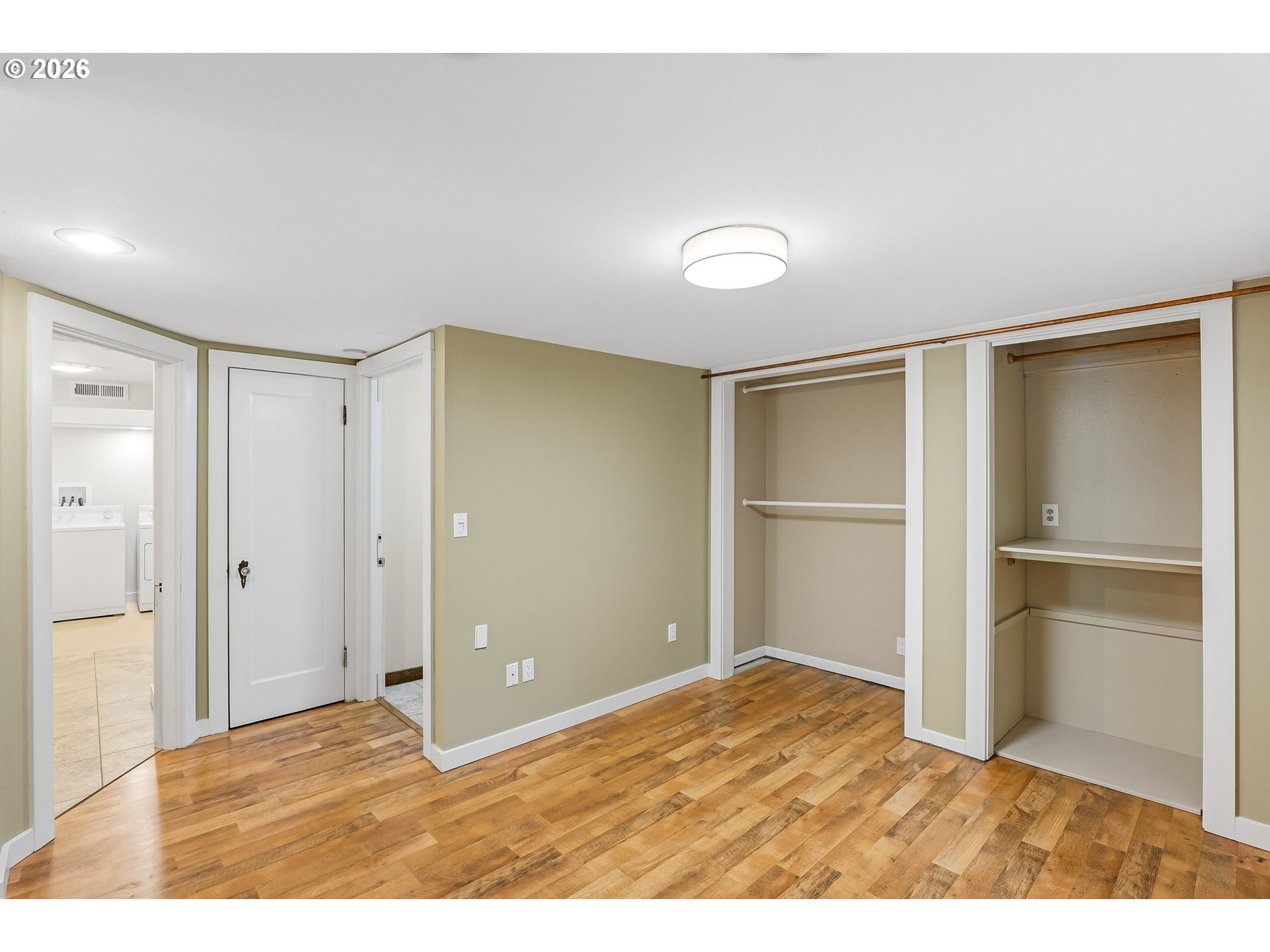 6164 Southwest Capitol Highway Portland, OR 97239 - Photo 31 of 48 Bedroom