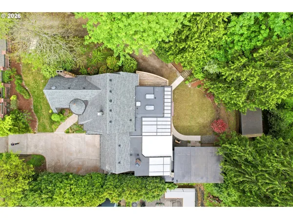 $1,250,000 | 6164 Southwest Capitol Highway, Portland, OR 97239