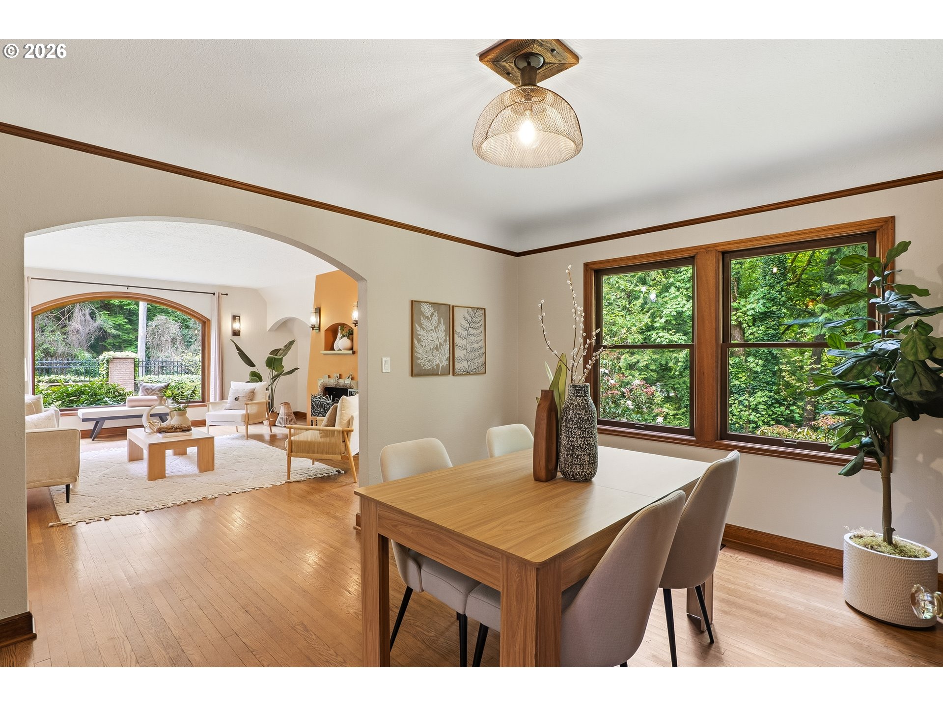6164 Southwest Capitol Highway Portland, OR 97239 - Photo 7 of 48 Living Room/Dining Room