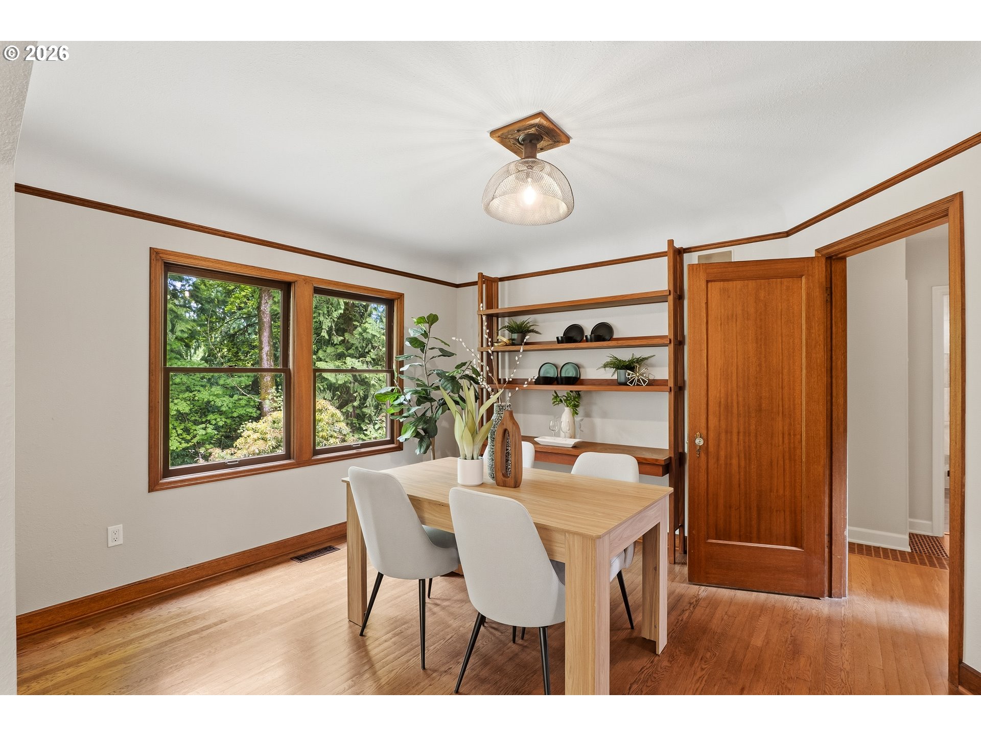 6164 Southwest Capitol Highway Portland, OR 97239 - Photo 9 of 48 Dining Area