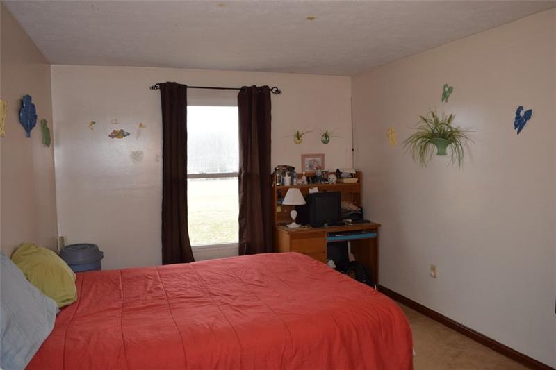 541 Congress Hill Road Franklin, PA 16323 - Photo 11 of 23