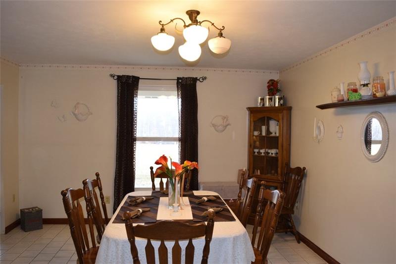 541 Congress Hill Road Franklin, PA 16323 - Photo 4 of 23