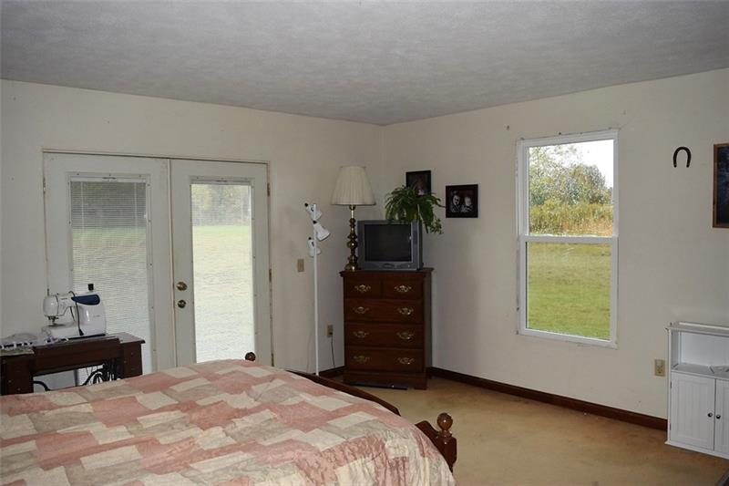 541 Congress Hill Road Franklin, PA 16323 - Photo 10 of 23