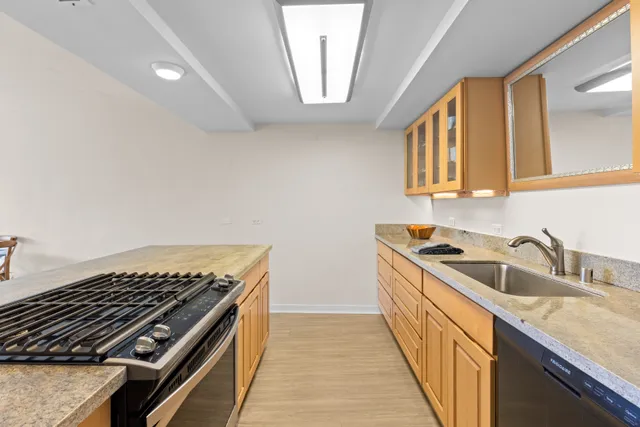 a close up view of a washer and dryer