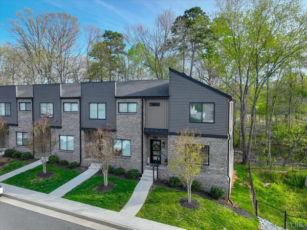 $319,990 | 114 Zentry Place, Lynchburg, VA 24502