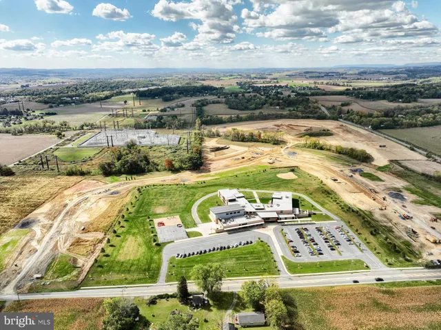 $969,058 | 8000 American, Unit COVINGTON, Breinigsville, PA 18031