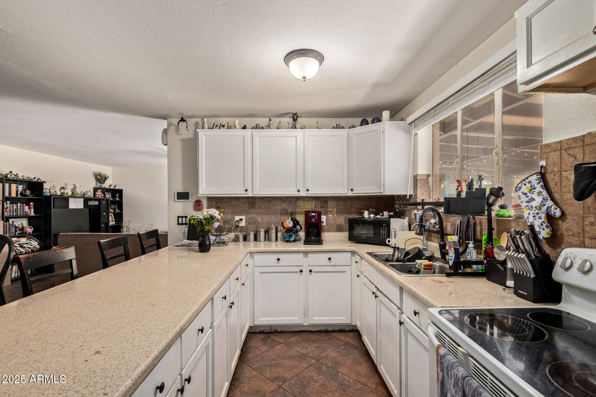 5439 West Osborn Road Phoenix, AZ 85031 - Photo 8 of 22