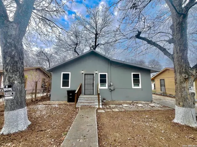 $1,300 | 1217 Keats Street, San Antonio, TX 78211