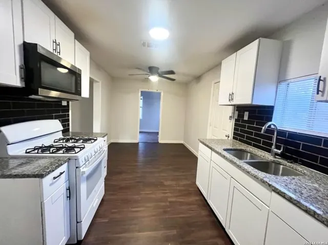 $1,300 | 1217 Keats Street, San Antonio, TX 78211