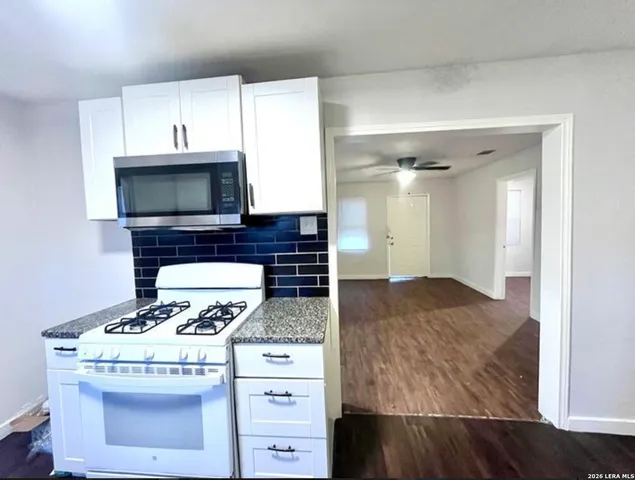 $1,300 | 1217 Keats Street, San Antonio, TX 78211