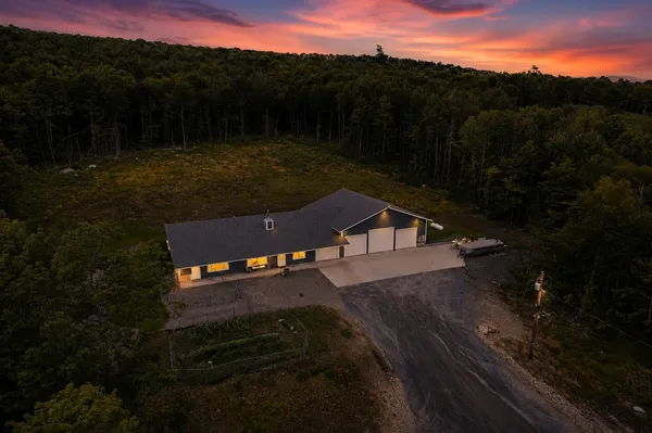 $779,500 | 60 Deer Crossing Way, Errol, NH 03579