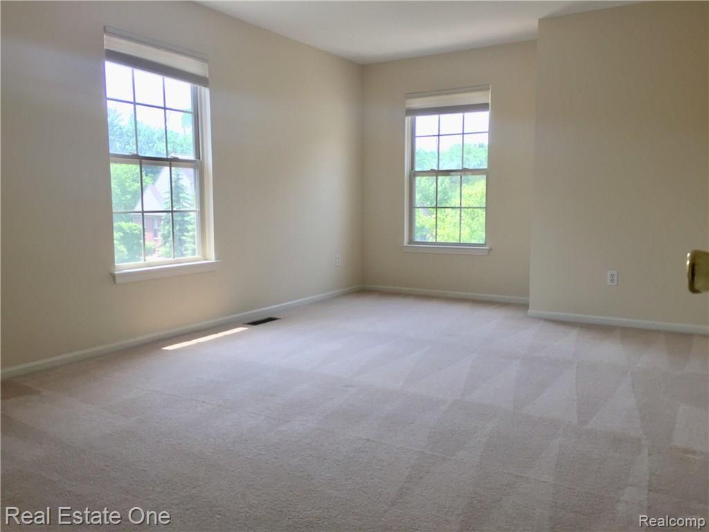 3841 Windingbrook Circle Rochester, MI 48309 - Photo 28 of 36
